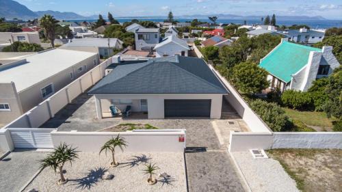 Westcliff House | 147 Abalone-Inn