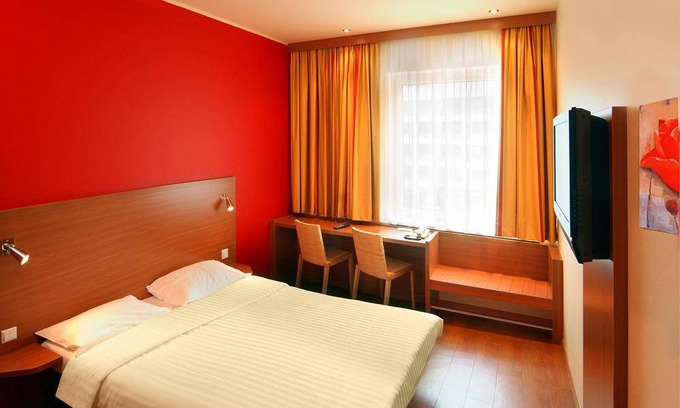 Loretto Hotel | 15 m² Hotel ∙ 1 bedroom ∙ 2 guests
