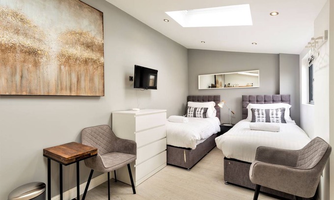 Bristol Villa | 15 m² Villa ∙ 2 guests