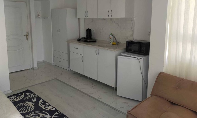 Lara Apartment | 15 Minutes to Airport 200 m to Lara Beach