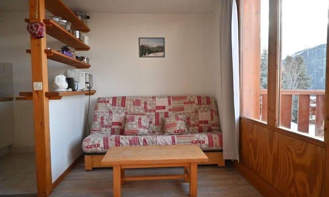 Vallandry Apartment | 150m from ski slopes, 1st floor, tv, ski locker, 52m², Peisey-Vallandry