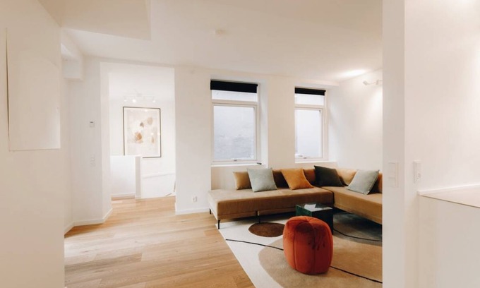 Copenhagen City Centre Apartment | 151 m² Apartment ∙ 2 bedrooms ∙ 6 guests