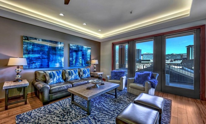 Lakeside Park Condo | 155 m² Condo ∙ 3 bedrooms ∙ 8 guests