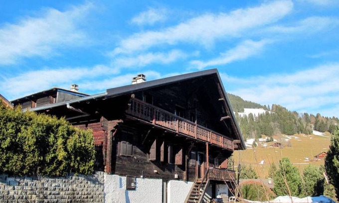 Champery Apartment | 160 m² Apartment ∙ 5 bedrooms ∙ 16 guests