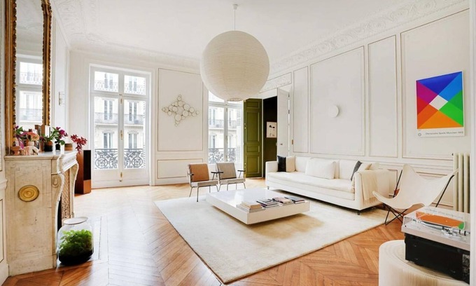 Chaussee-d'Antin Apartment | 165m² of Curated Luxury in a Historic Haussmann Landmark