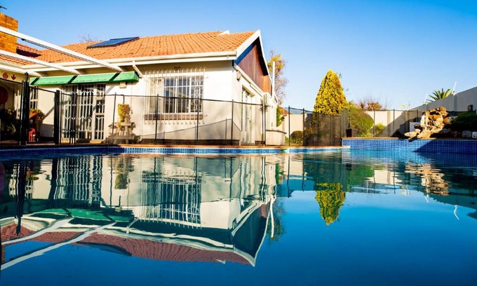 Edenvale House | 17 on 13th