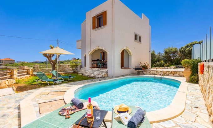 Megala Chorafia Villa | 180 m² Villa ∙ 4 bedrooms ∙ 8 guests