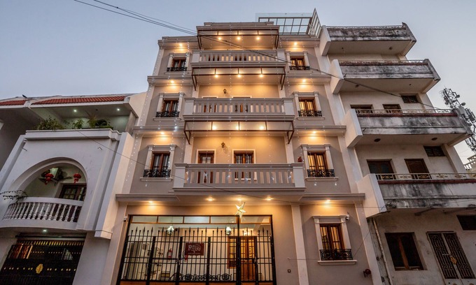 White Town Hotel | 19 villa mira