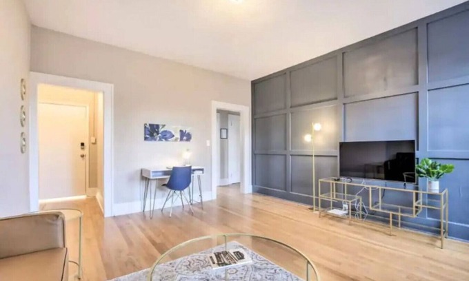 Southwest Raleigh Apartment | 1925 Historic Raleigh Apt Close to Downtown!