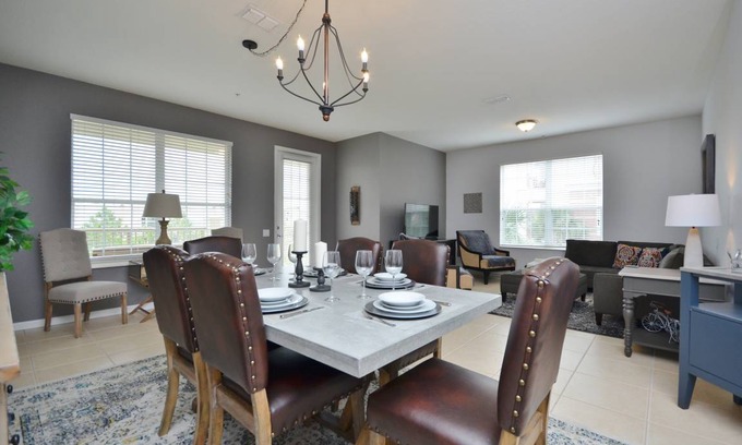 Florida Central Atlantic Coast Condo | 195 m² Condo ∙ 3 bedrooms ∙ 8 guests