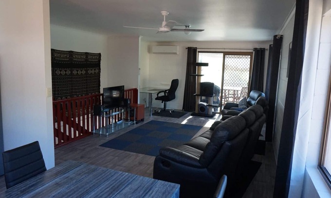 Rainbow Beach Apartment | 2/29 Rumbalara Avenue - Rainbow Beach