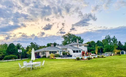 Highland Park House | 2-Acre Highland Park Retreat with Heated Pool ~ 5*