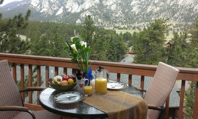 Estes Park Condo | 2 Bdrm Black Canyon Chalet - Perfect Location, Amazing Views!