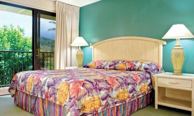 Lihue Condo | 2 bdrm deluxe suite Kauai Beach Villas