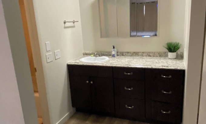 Green River Apartment | 2-bed 2-bath family friendly apt in lovely Green River will sleep 7.