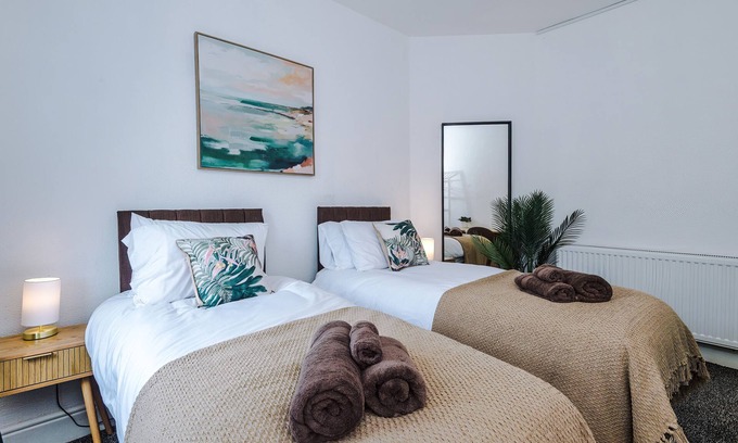 Bispham Apartment | 2 Bed Apartment | Second Floor| Blackpool