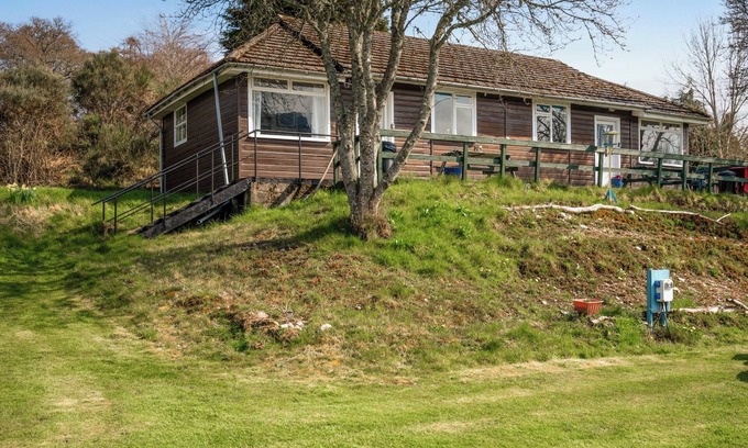 Contin Ski Chalet | 2 Bed Chalet - Sleeps 3 - Parking - Wifi