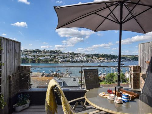 Polruan House | 2 Bed in Polruan 75740