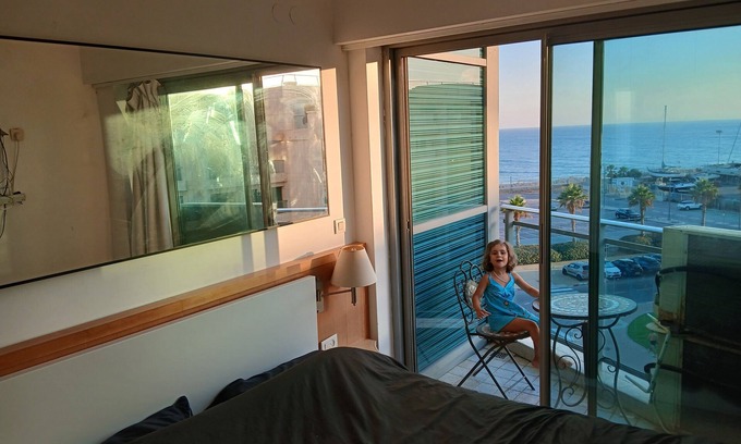 Herzliya Pituach Apartment | 2 bed room Hotel Suites in Fabulous Herzliya with WiFi, AC, fitness room