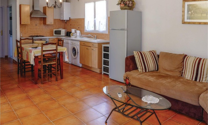 Casalabriva House | 2 bedroom accommodation in Casalabriva