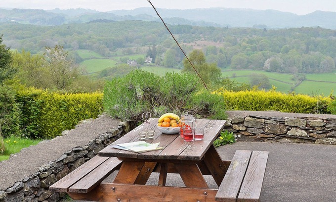 Low Newton Cottage | 2 bedroom accommodation in Cartmel-Fell, near Windermere