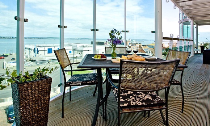 Portland Apartment | 2 bedroom accommodation in Portland