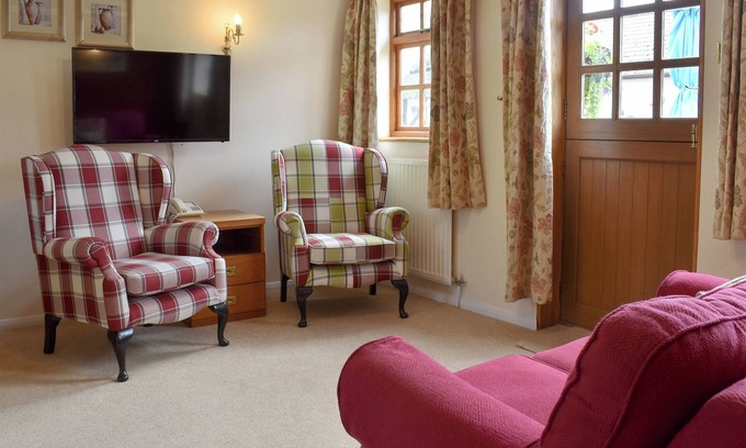 Sidmouth Cottage | 2 bedroom accommodation in Sidbury, near Sidmouth
