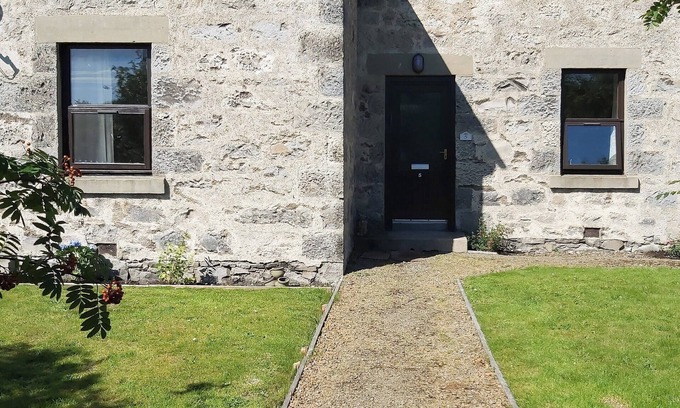 Brora Cottage | 2 bedroom accommodation in Brora