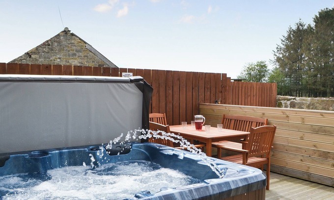 Morpeth Cottage | 2 bedroom accommodation in Longdyke, near Morpeth