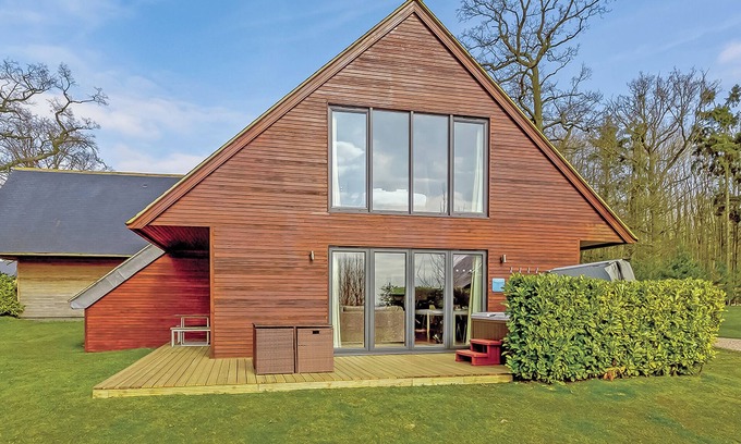 Pocklington Ski Chalet | 2 bedroom accommodation in Pocklington, York