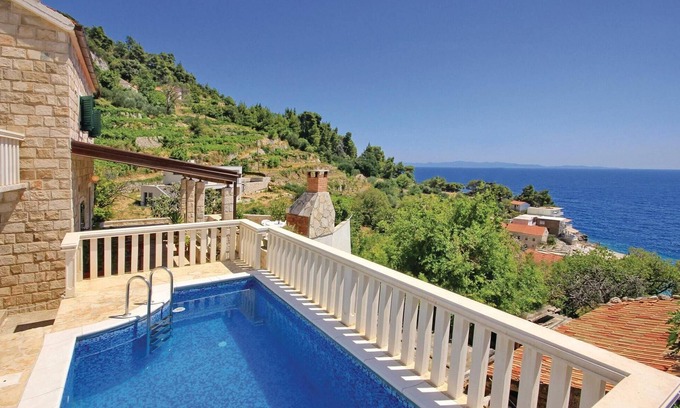 Podobuce House | 2 bedroom amazing home in Podobuce