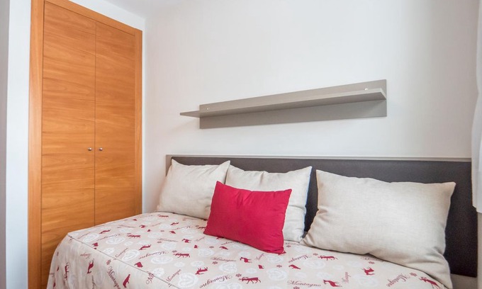 Bordes d'Envalira Apartment | 2 Bedroom Apart (4 adults + 2 children). Alt. 1950 m. PER 2B