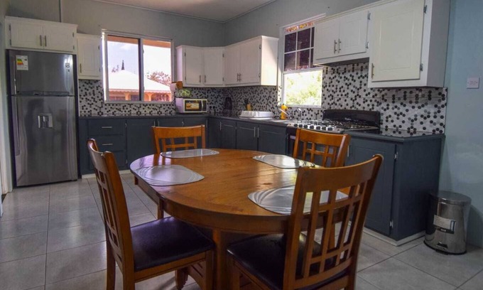 La Fargue Apartment | 2-bedroom apartment in delightful River Doree Choiseul with WiFi, AC.