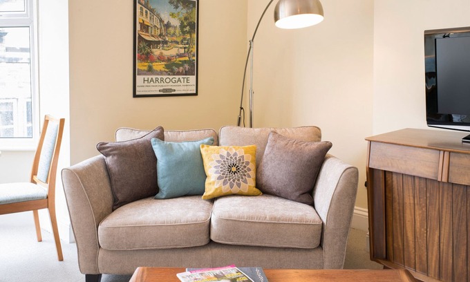 Harrogate City Centre Apartment | 2 bedroom apartment located close to the centre of Harrogate