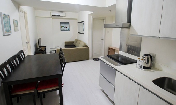 Don Bosco Apartment | 2-Bedroom Beach View @ St. Tropez 1010