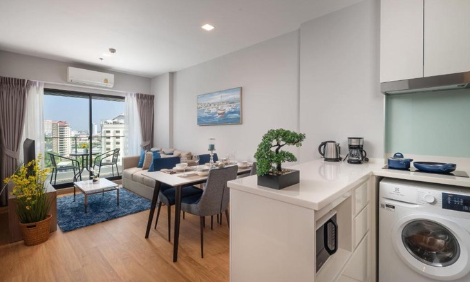 Chang Khlan Apartment | 2 Bedroom Condo in Central City