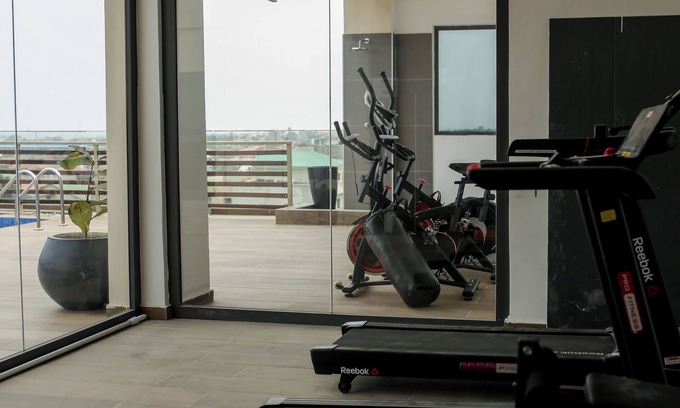 Labadi Apartment | 2-bedroom corporate apartment in brilliant Accra with AC, fitness room