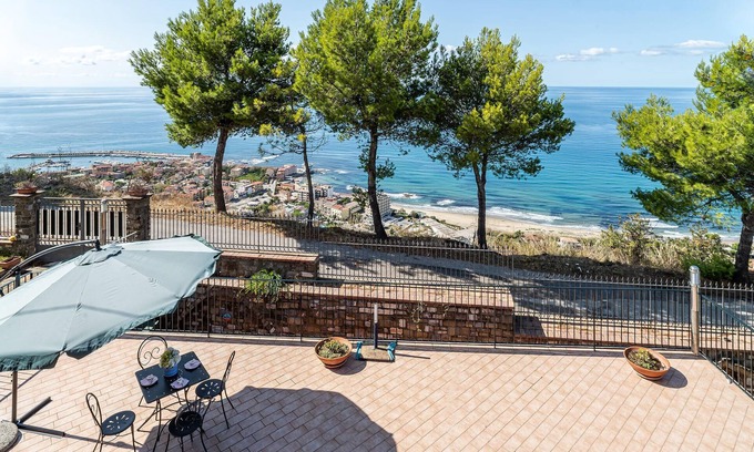 Pollica Apartment | 2 bedroom cozy apartment in Acciaroli