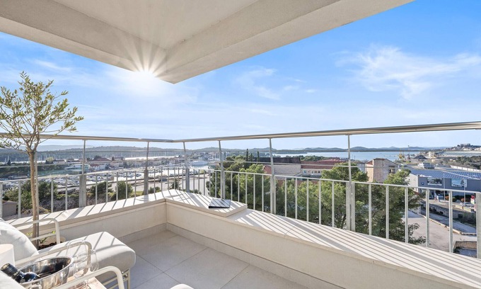 Sibenik Apartment | 2 bedroom cozy apartment in Sibenik