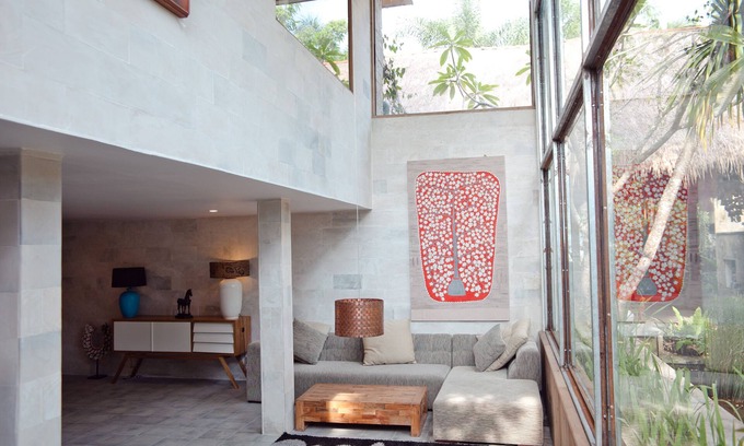 Pejeng Kawan House | 2 Bedroom Designer Suite in the Jungle