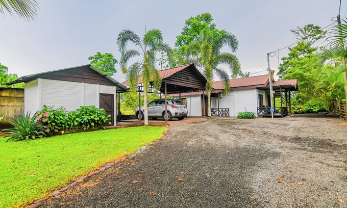La Fortuna House | 2-bedroom house 15 mins from La Fortuna.
