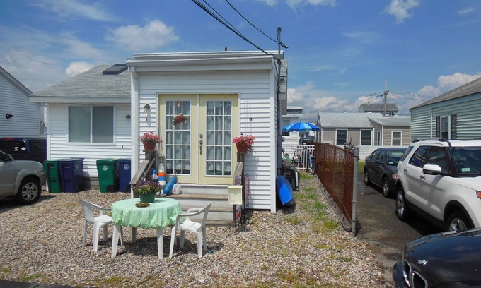 Hampton House | 2 Bedroom House - Clean And Cozy