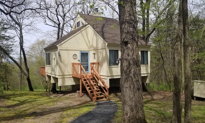 The Galena Territory House | 2 Bedroom + Loft, 2 bath house in The Galena Territory.