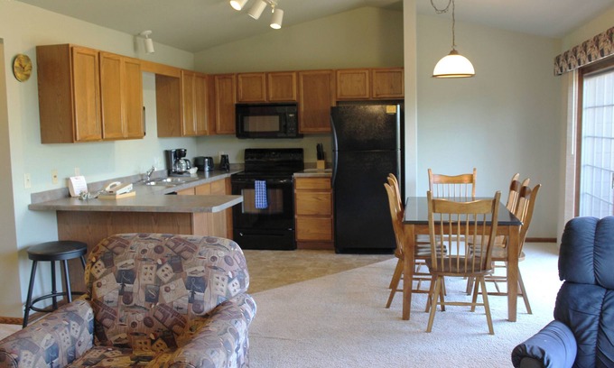 Eagle River Condo | 2 bedroom Lynx Lake condo in Eagle River WI