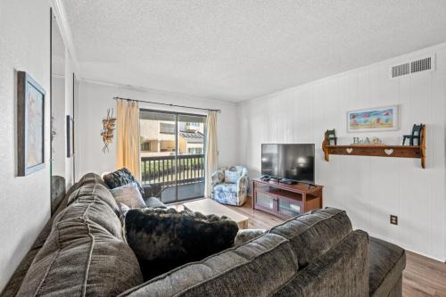 North Myrtle Beach House | 2 Bedroom Oceanview Condo at Sea Cabin! Sleeps 5!