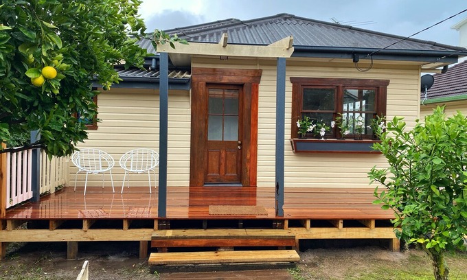 Redcliffe House | 2 bedroom(s) House near Redcliffe