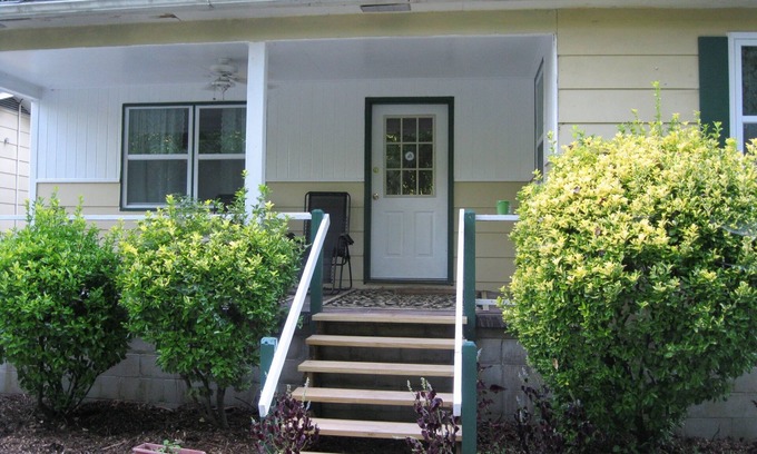 Tellico Plains House | 2 Bedroom See and hear the Tellico River from your porch