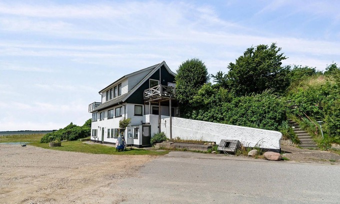 Sillerslev House | 2 bedroom stunning home in øster assels