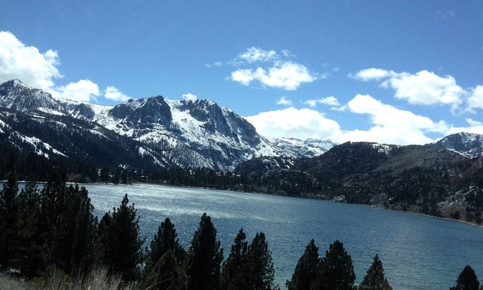 June Lake Cabin | 2 Bedroom with Kitchen in the historic Heidelberg Inn @ June Lake, CA.