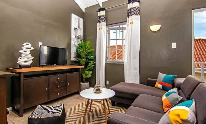 Colon Apartment | 2 br Apartment w attic - O